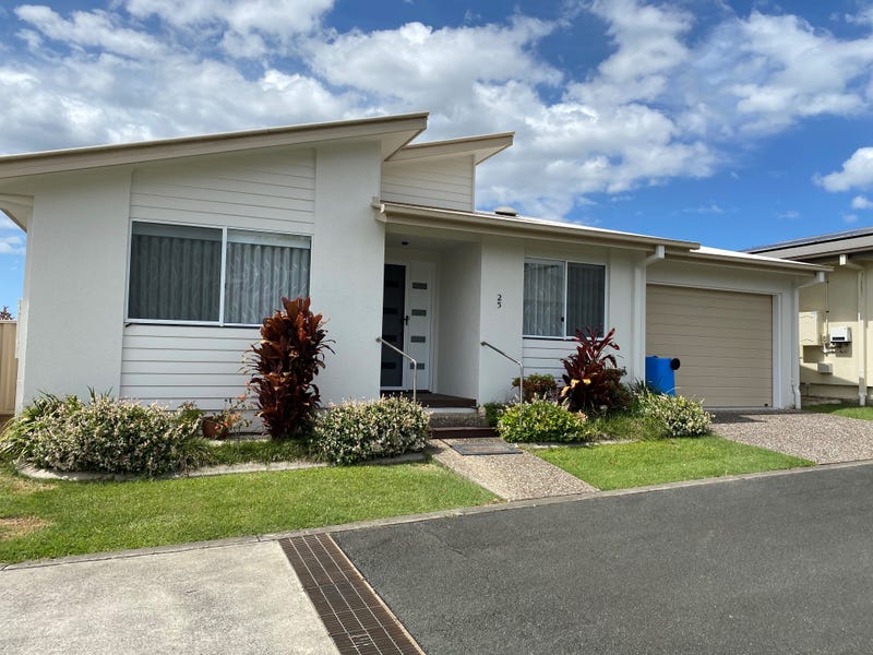 Palm Lake Resort Eagleby Retirement Living at 272 Fryar Road