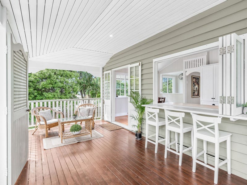 92 Gordon Parade, Manly, QLD 4179