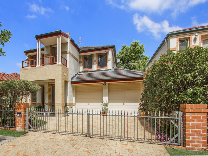 11 Wingello Cres, Wyoming, NSW 2250