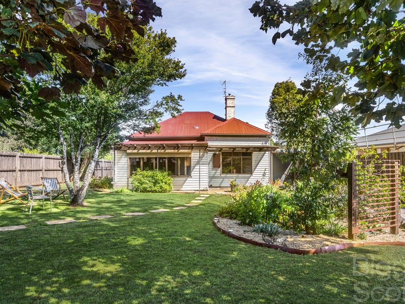 20 Smith Street, Daylesford, Vic 3460 House for Sale