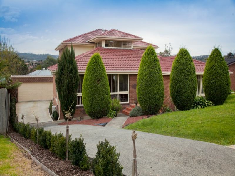 6 Aaran Close, Endeavour Hills, VIC 3802