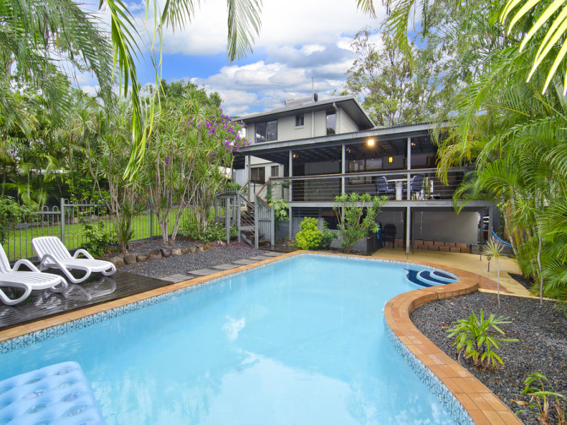 12 Jingella Street, Hope Island, Qld 4212