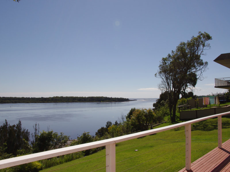 65 Orama Cres, Orient Point, NSW 2540