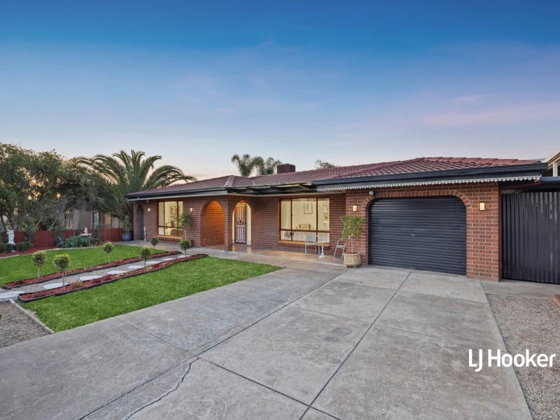 Houses for Sale in SA Pg. 24