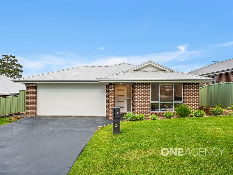 3 Manoora Way, Nowra, NSW 2541 House for Sale
