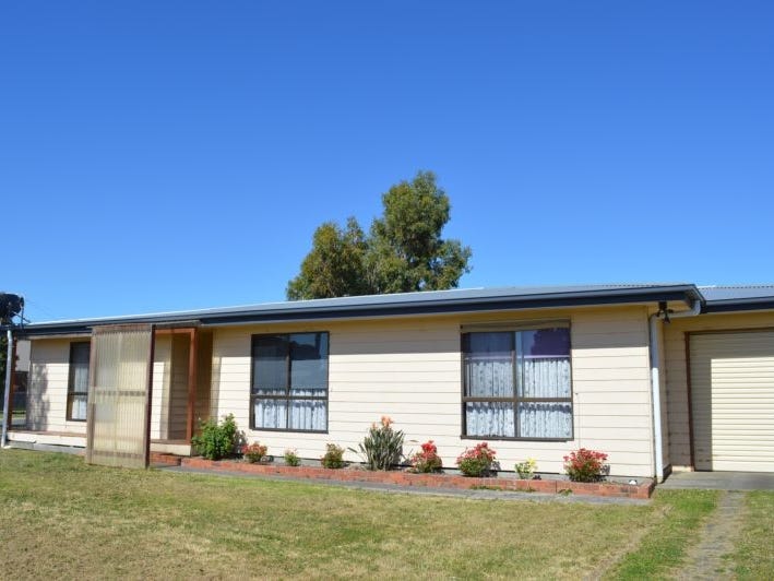 5 Carl Street, South Dudley, VIC 3995