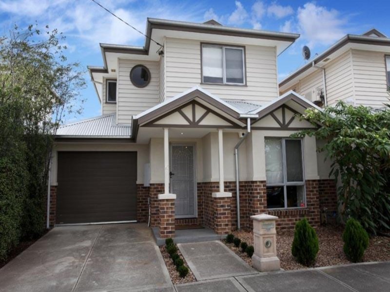 2/2 Brunswick Street, West Footscray, Vic 3012