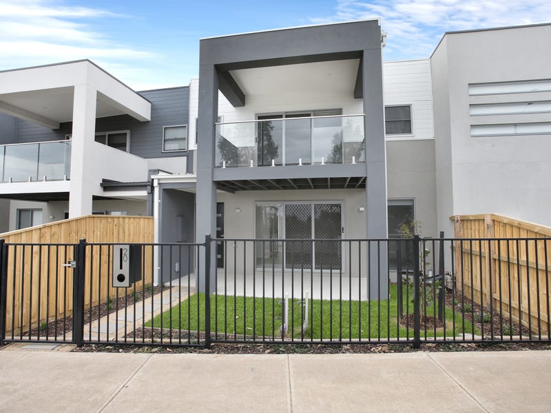 20 Nunkeri Court, Clyde North, VIC 3978