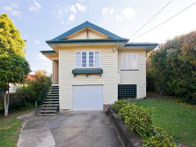 11 Justin Street, Holland Park West, QLD 4121 11 Justin Street, Holland Park West, QLD 4121
