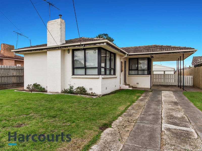 4 Curlew Close, Melton, Vic 3337