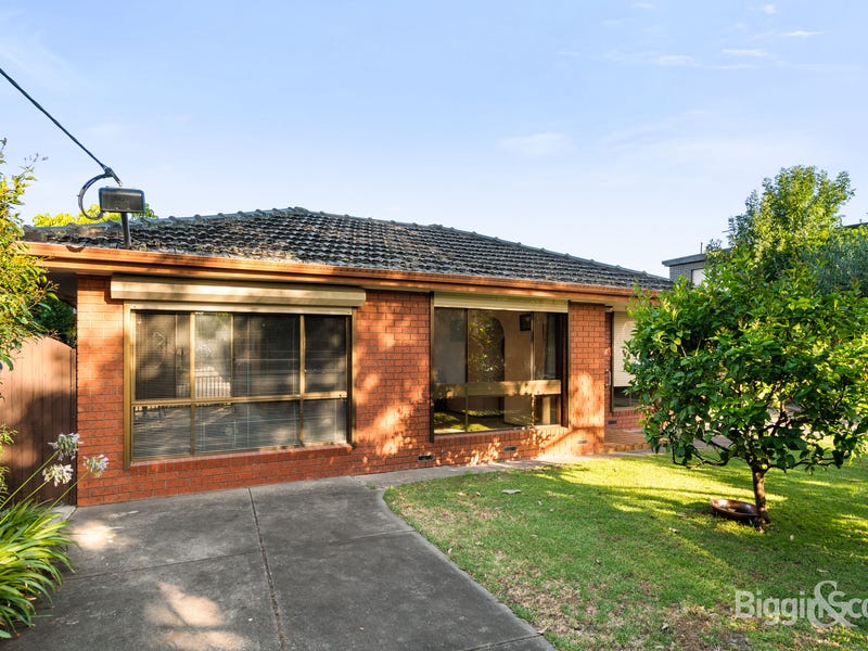 1/2 Oxford Street, Newport, Vic 3015 Property Details