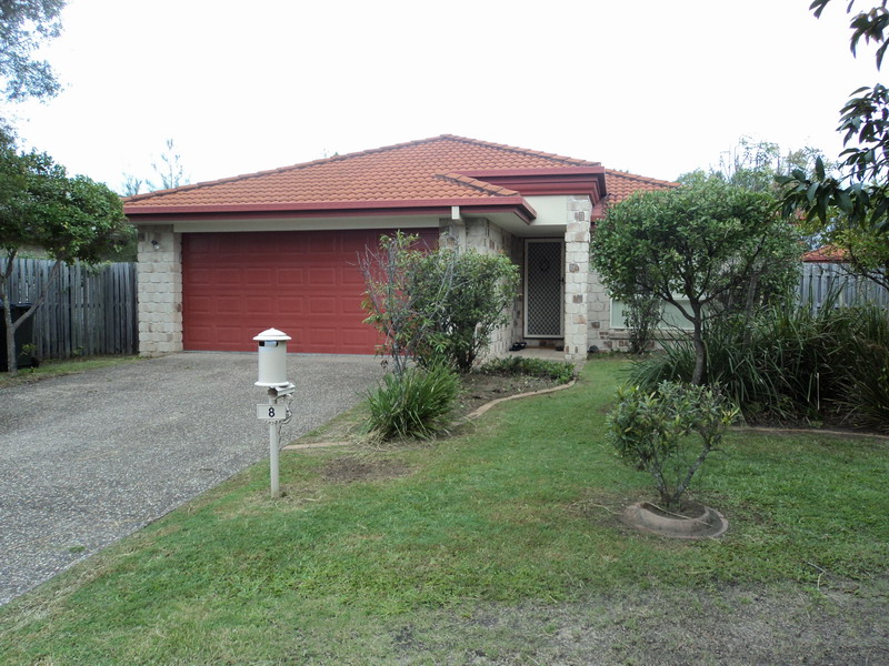 8 Tracey Cres, Varsity Lakes, QLD 4227