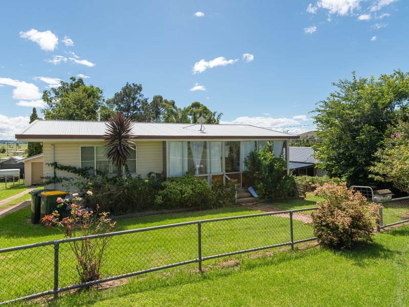 6 Pine Street, Killarney, Qld 4373 Property Details