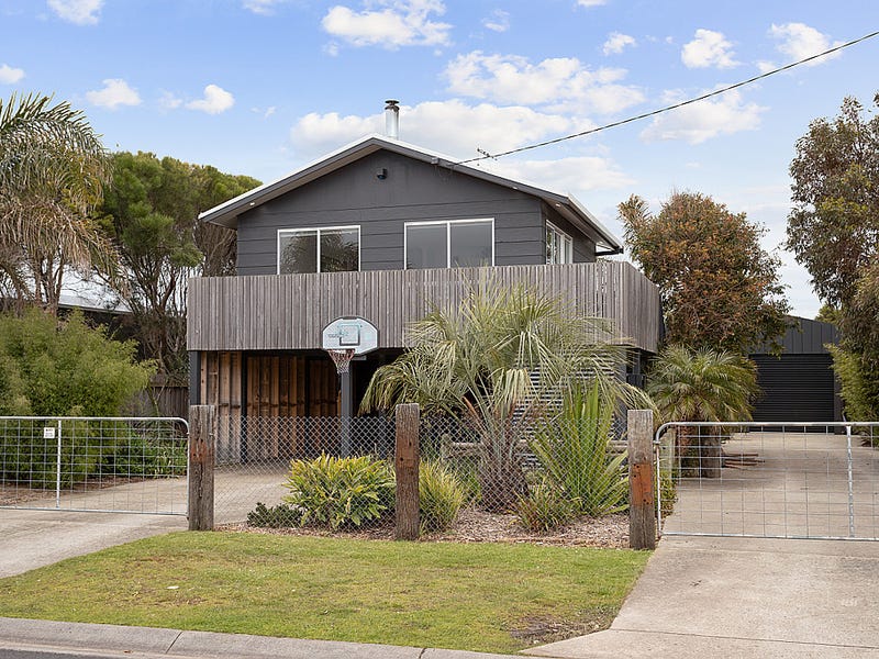 2 Seaspray Avenue, Cape Woolamai, VIC 3925