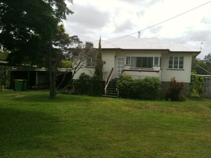 26 Fisher Road, Araluen, QLD 4570