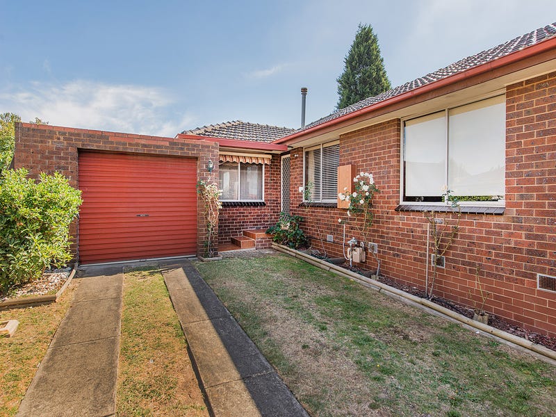 2/208 Gladstone Road, Dandenong North, VIC 3175