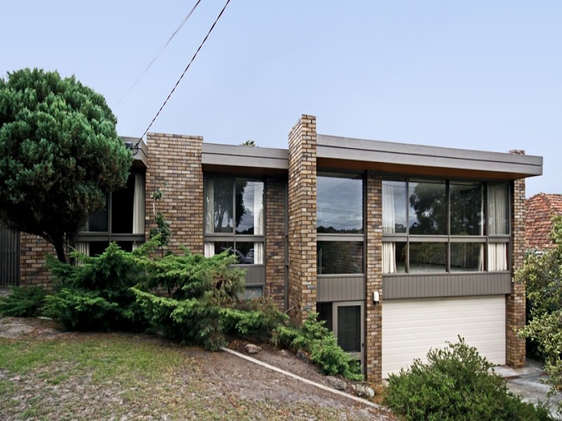 196 Mt Pleasant Road, Highton, Vic 3216 Property Details