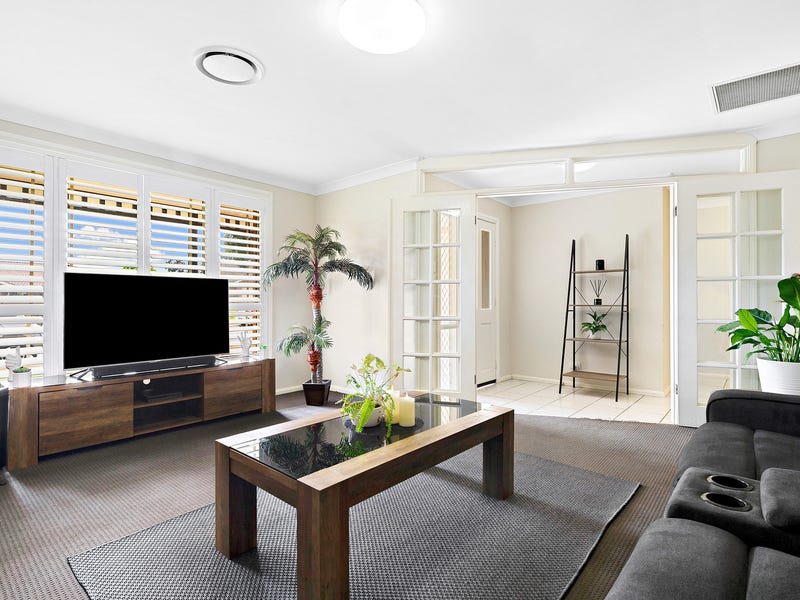 Sold Property Prices & Auction Results in Waterworth Dr, Narellan Vale