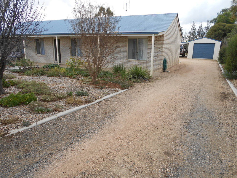 2A Eton Street, Cambooya, QLD 4358