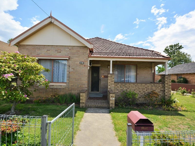 42 Hassans Walls Road, Lithgow, NSW 2790 Property Details