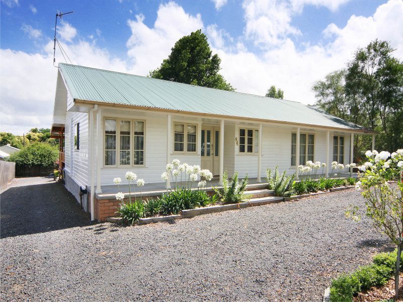 84 Erskine Street, Armidale, NSW 2350