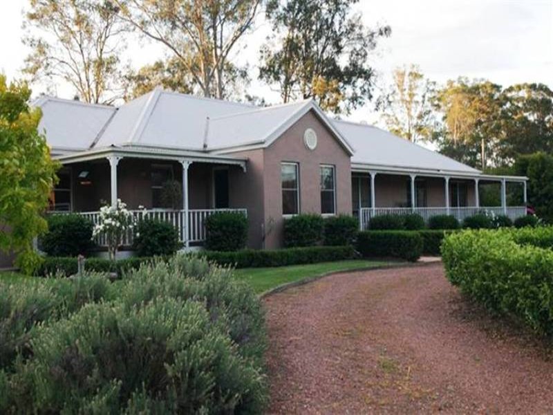 17 South Esk Drive, Seaham, NSW 2324