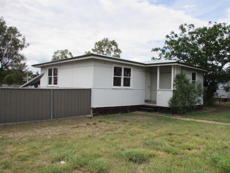 8 Bridge St, Brewarrina, NSW 2839 Property Details