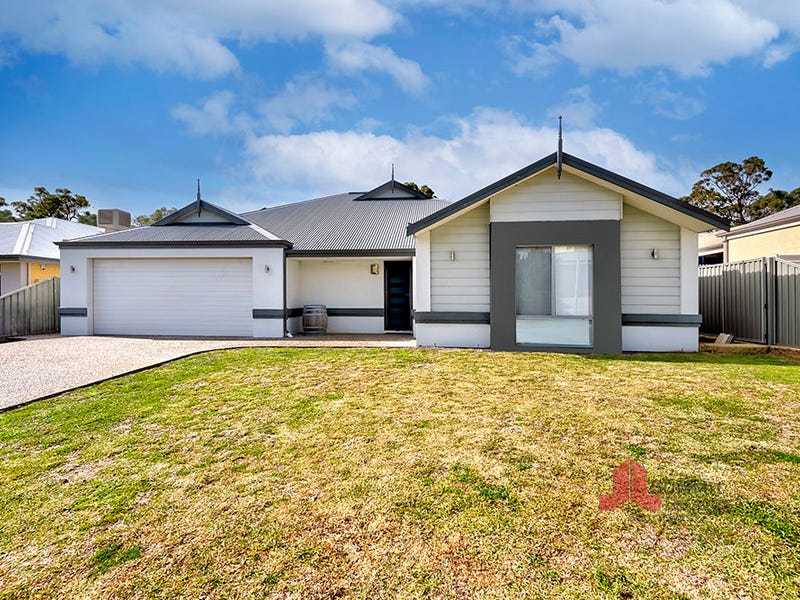 4 Seville Place, Binningup, WA 6233 Property Details