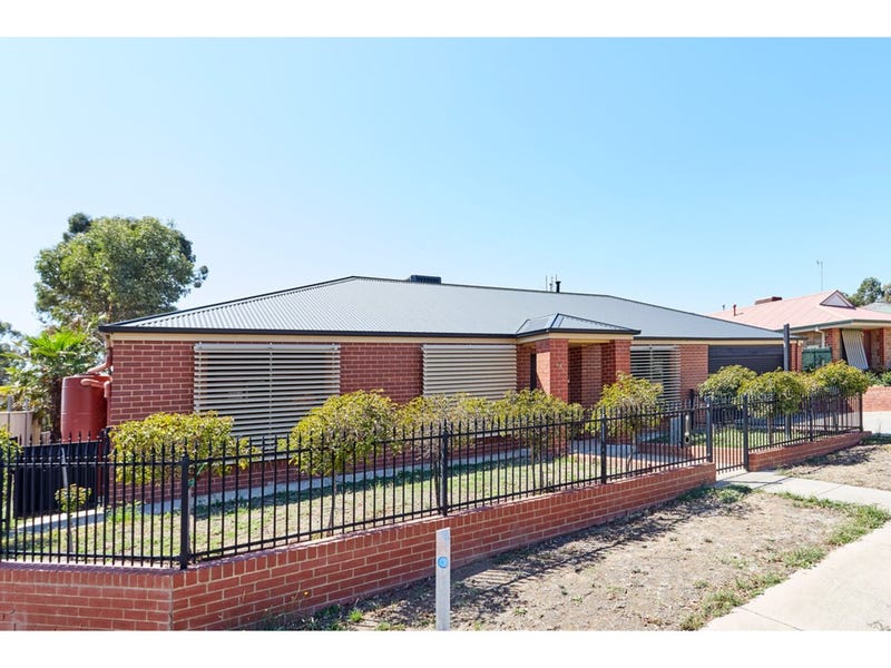 46 Pattison Drive, Kangaroo Flat, VIC 3555