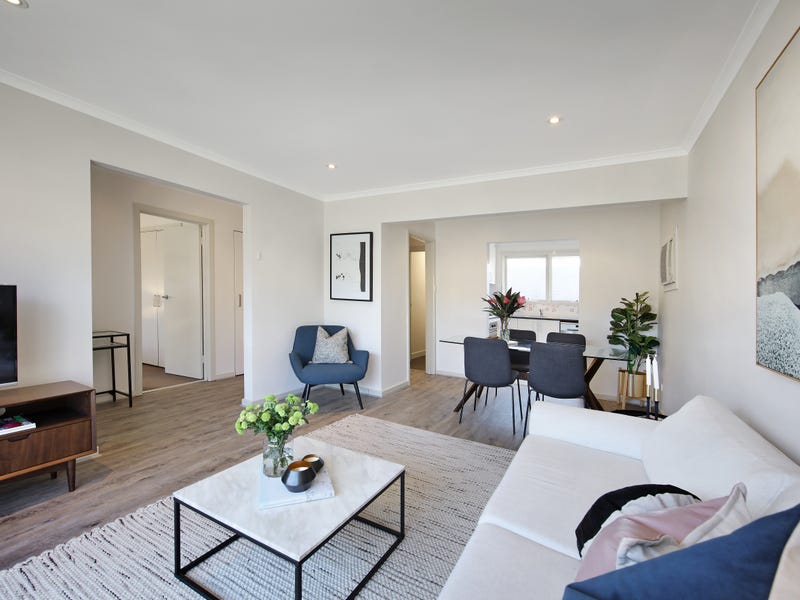 4/34 Broadway, Bonbeach, Vic 3196 Property Details