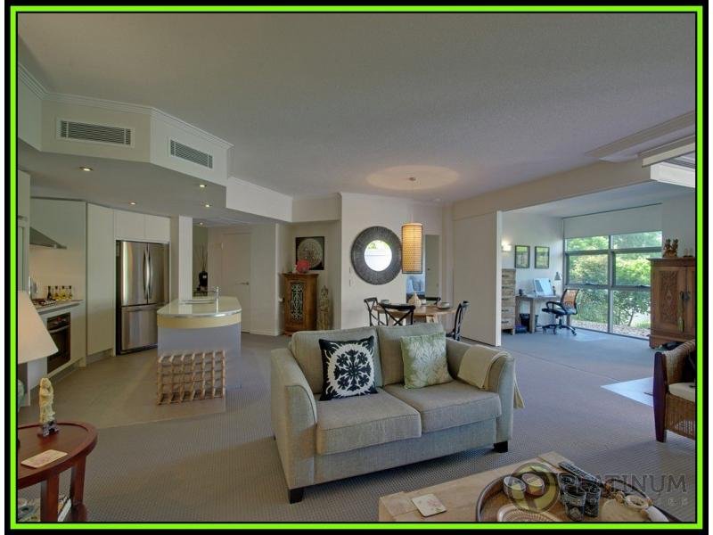 3A/28 Bayview Street, Runaway Bay, QLD 4216