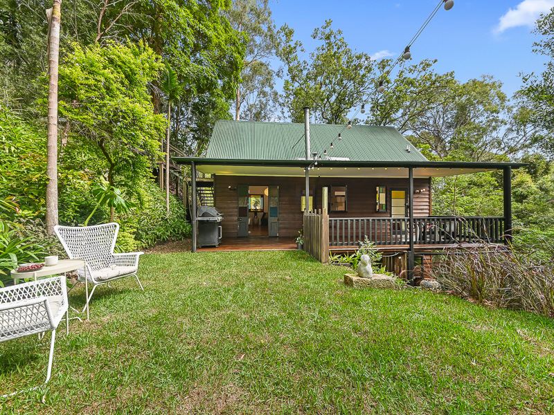 31 Bateson Road, Mount Nebo, Qld 4520