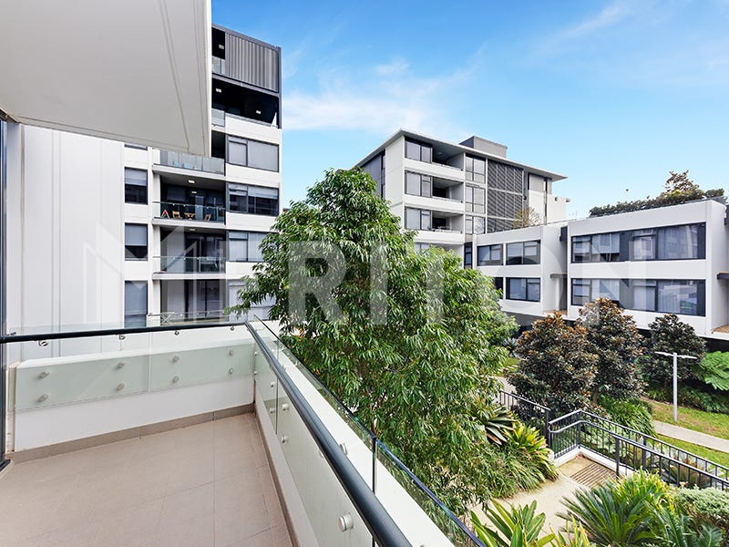 102 Dalmeny Avenue, Rosebery, NSW 2018