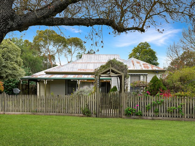 6042 Portland-Casterton Road, Sandford, Vic 3312 - Property Details