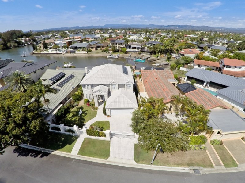 5 Wallaby Place, Sorrento, Qld 4217 Property Details