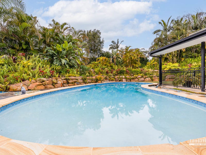 30 Kalmia Drive, Redland Bay, QLD 4165