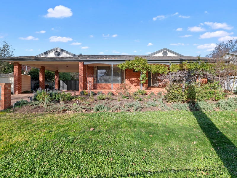 15 Market Street, Benalla, Vic 3672 House for Sale
