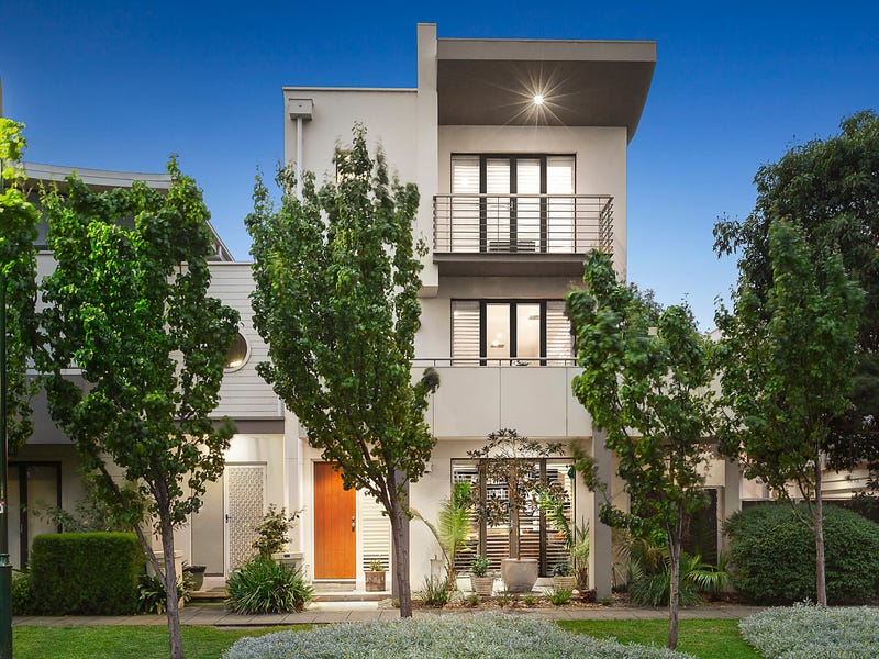 126 Beach Street, Port Melbourne, Vic 3207 House for Sale