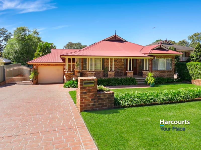10 Cambridge Street, Valley Heights, NSW 2777