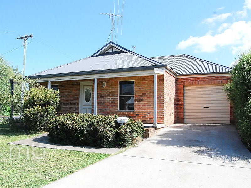 111 Dalton Street, Orange, NSW 2800