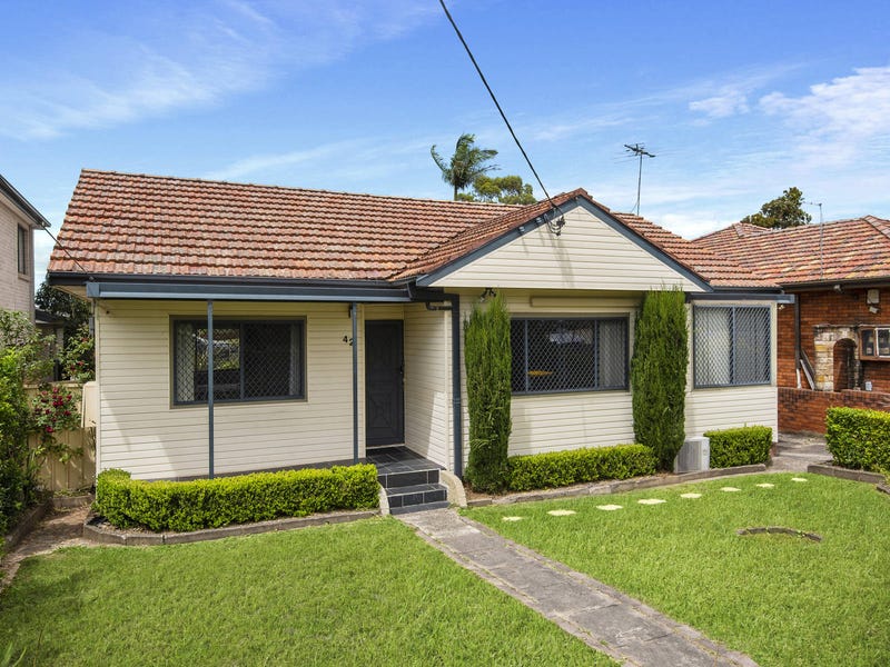 42 Cartwright Avenue, Merrylands, NSW 2160