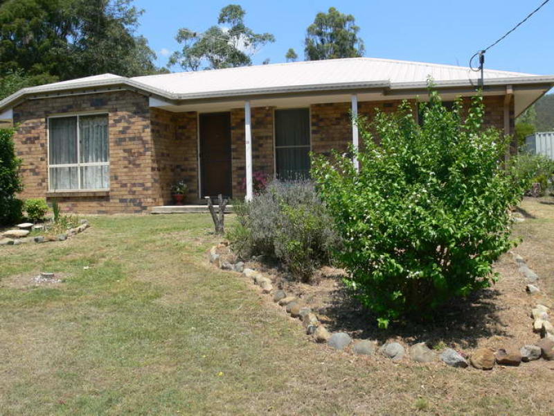 11 Mack Street, Esk, QLD 4312