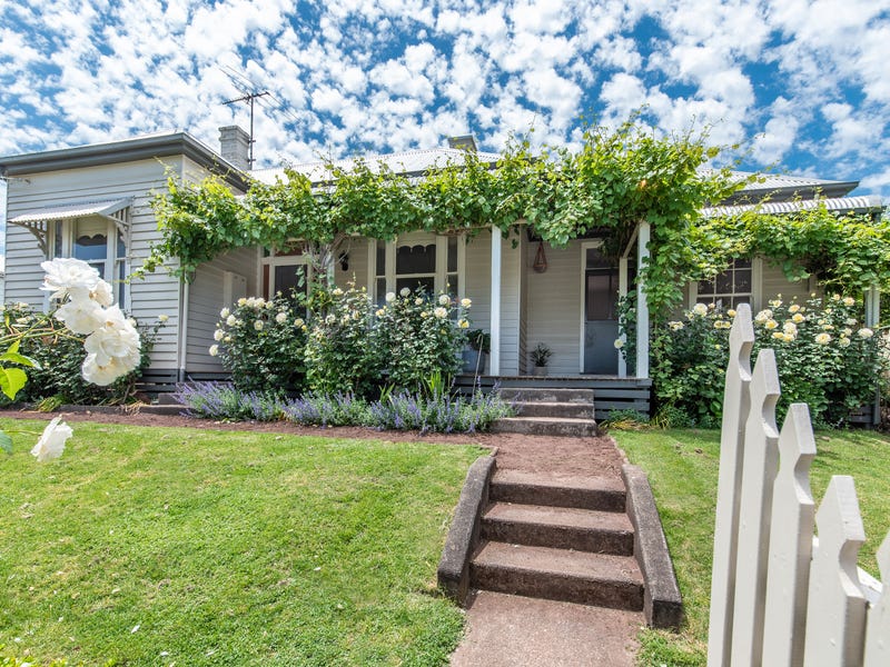30 Byron Street, Hamilton, VIC 3300