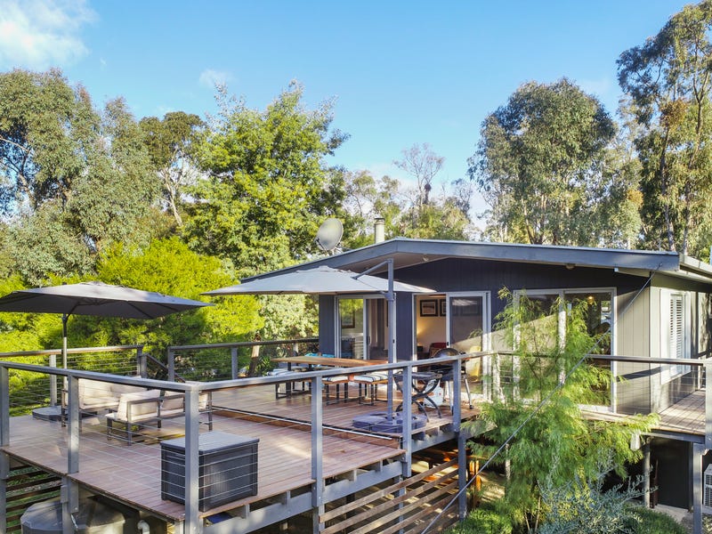 22 Outlook Drive, Jamieson, Vic 3723 Property Details