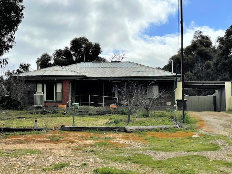 2 Gilbert Avenue, Pinnaroo, SA 5304 Property Details