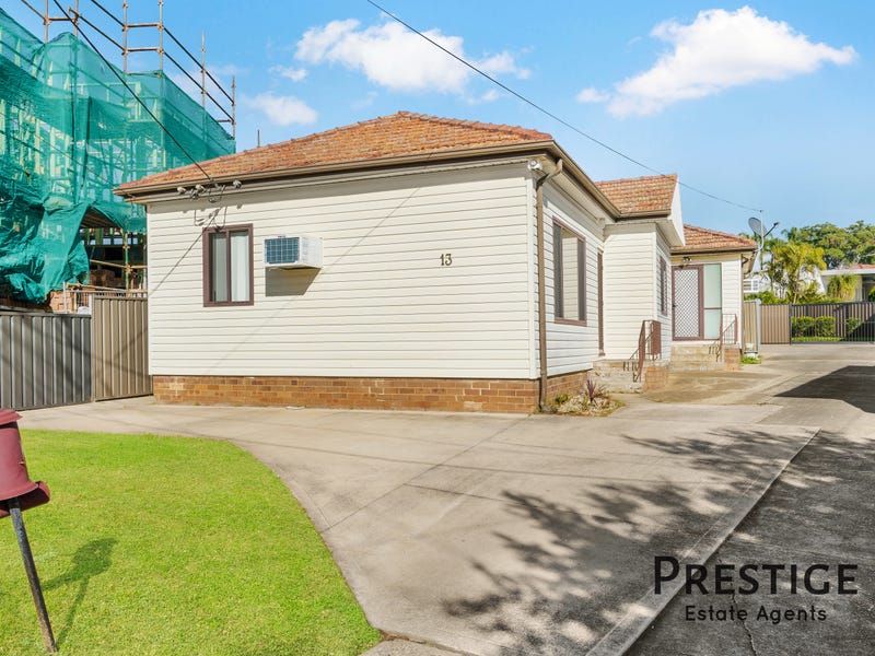 13 Hiland Cres, Smithfield, NSW 2164