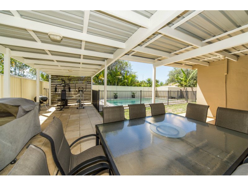 19 Matthew Flinders Drive, Hollywell, Qld 4216 Property Details