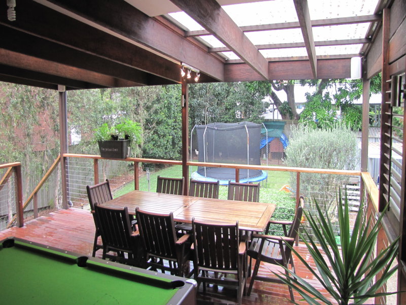 8 Justin Street, Holland Park West, QLD 4121