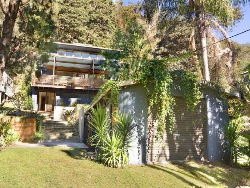 37 Monash Avenue, Great Mackerel Beach, NSW 2108