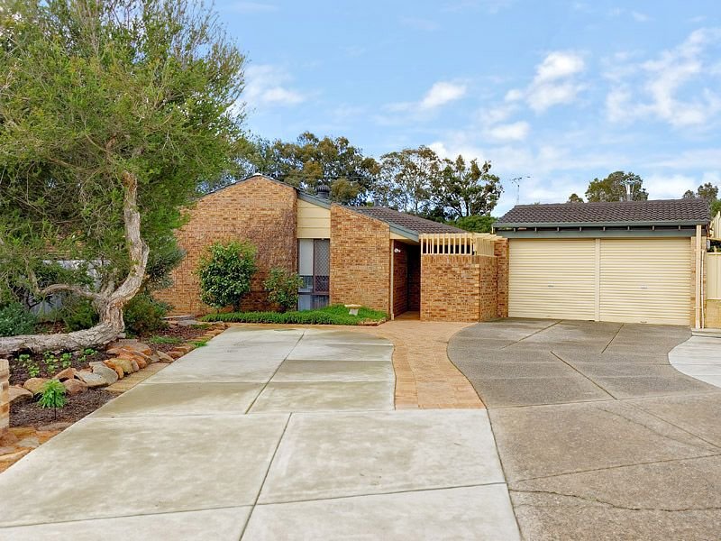 16 Krugger Place, Leeming, WA 6149